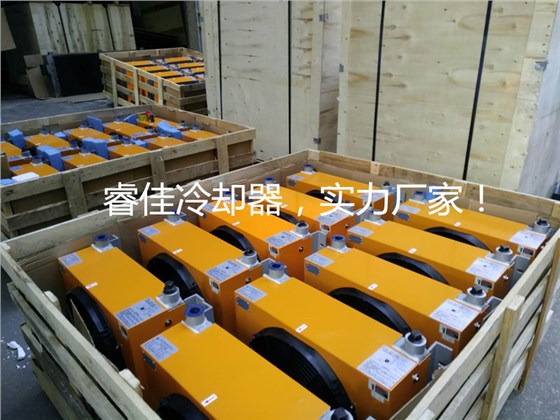 高空作業(yè)車液壓油散熱器