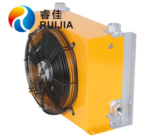 <font color='red'>液壓油冷卻器</font>安裝在哪里？有什么作用？