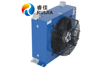 藍(lán)色RJ255風(fēng)冷卻器