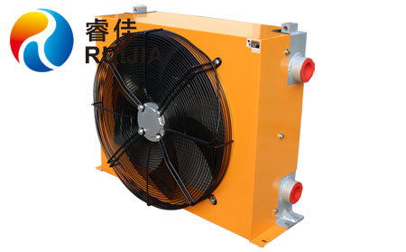 廣東冷卻器廠家供應(yīng)液壓油冷卻器