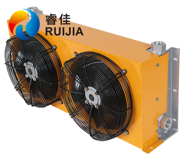 <font color='red'>減速機油冷卻器</font>，雙風扇AH1012L