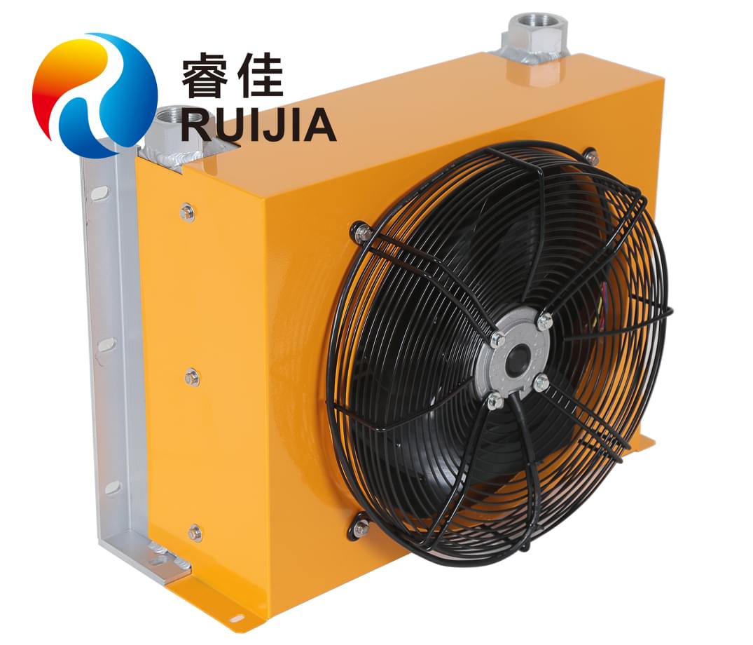 【真品質(zhì)】讓廣西容縣客戶訂購(gòu)RJ-355液壓風(fēng)冷卻器