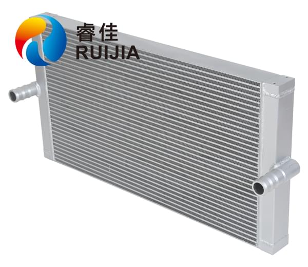 耐用<font color='red'>挖掘機(jī)散熱器</font>讓挖掘機(jī)輕松做熱狗