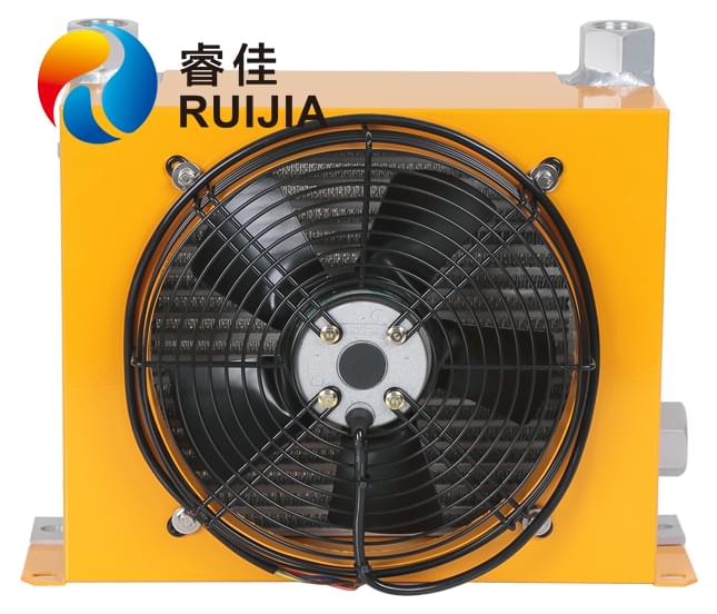 <font color='red'>風(fēng)冷卻器</font>RJ-305A