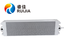 三一挖機水箱